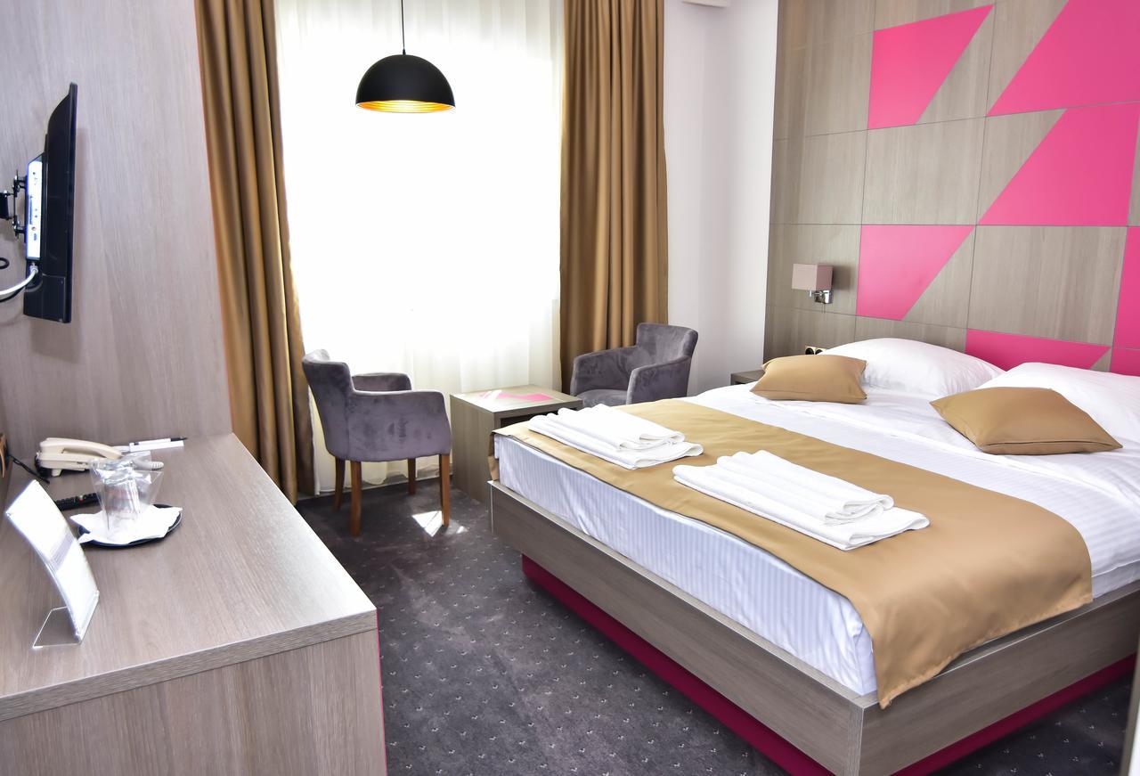 Hotel Kljuc Zewnętrze zdjęcie